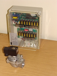 Pulse jet controller wired to a solenoid valve manifold
